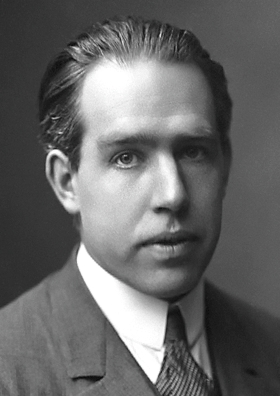 Niels Bohr, uno de los hombres fundamentales en la mecánica cuántica.