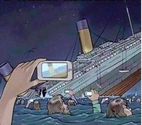 titanic-smartphones-3
